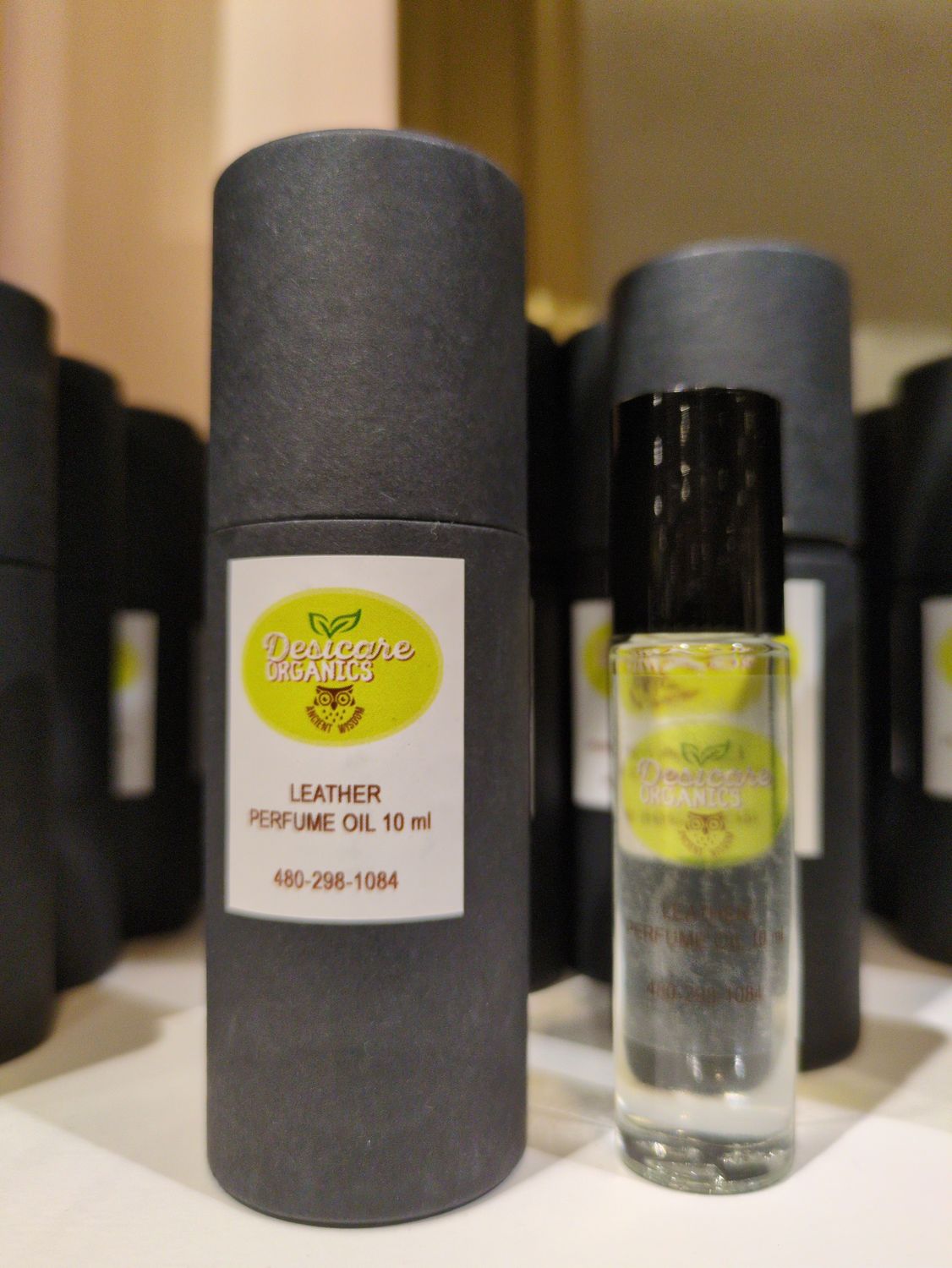 Perfume Oil 10 ml Rollerball / Private Label / Custom Scents - Leather