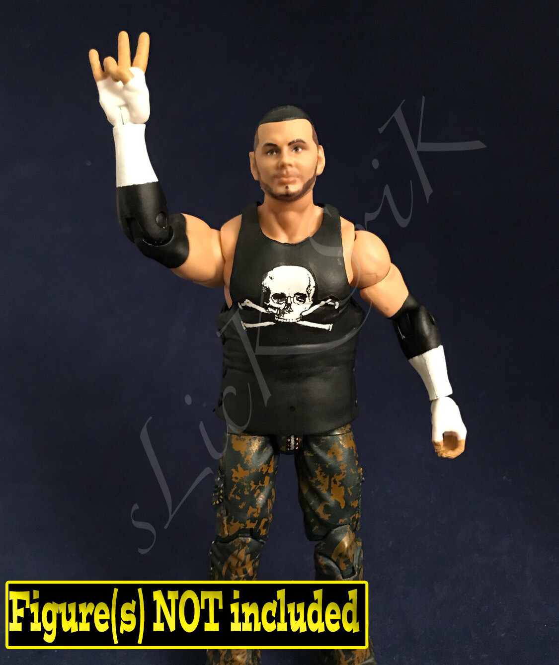 Matt Hardy: ECW (shirt logo)