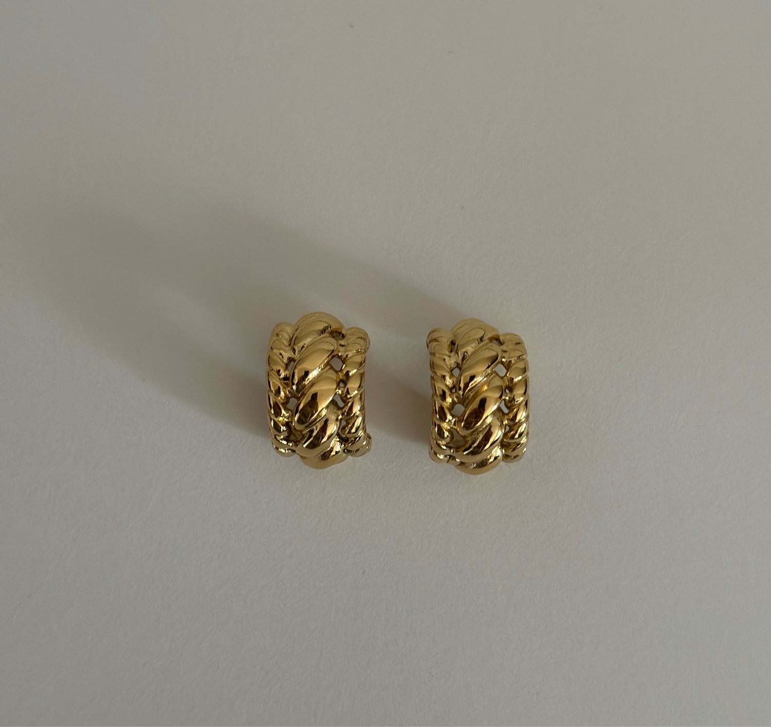 SMALL CHUNKY HOOP