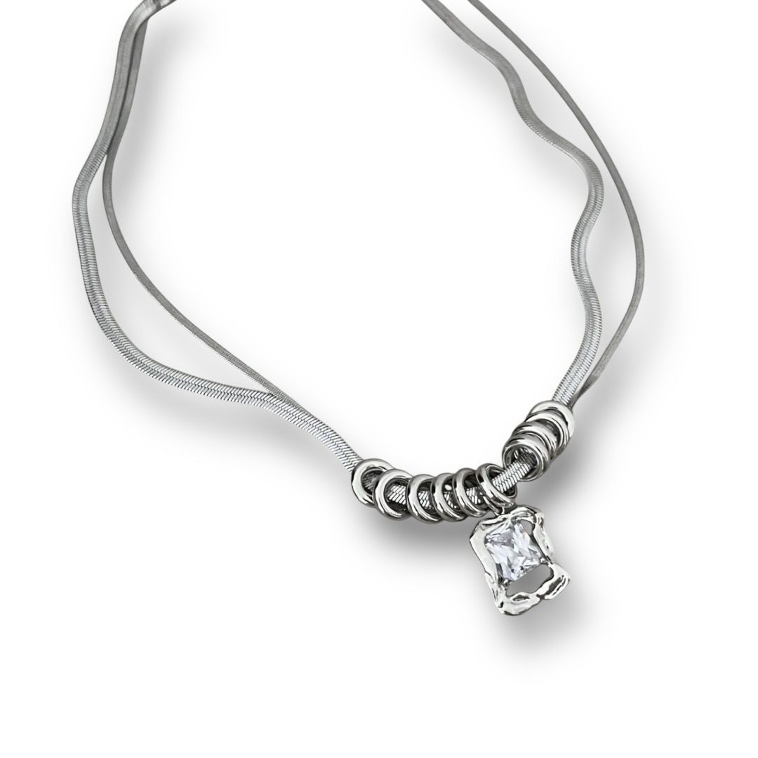 EUPHORIA NECKLACE