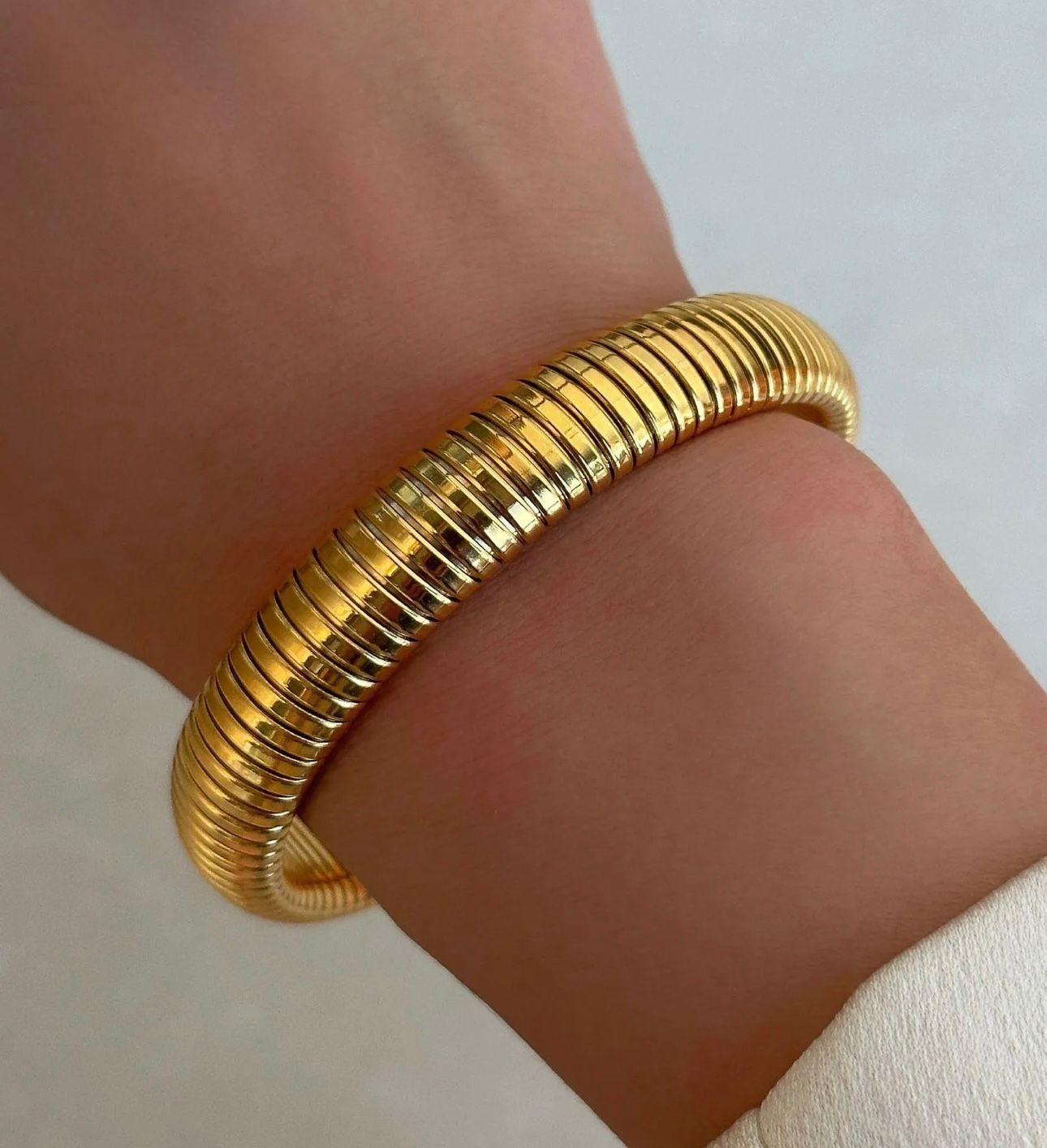 SEMI CHUNKY GOLD BRACELET
