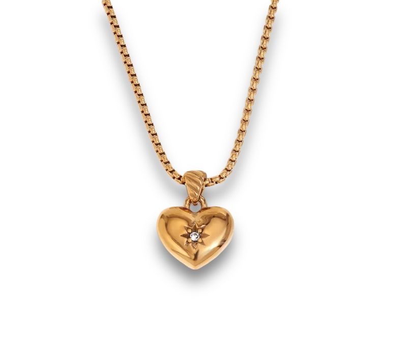 HEART SHAPED GOLD NECKLACE
