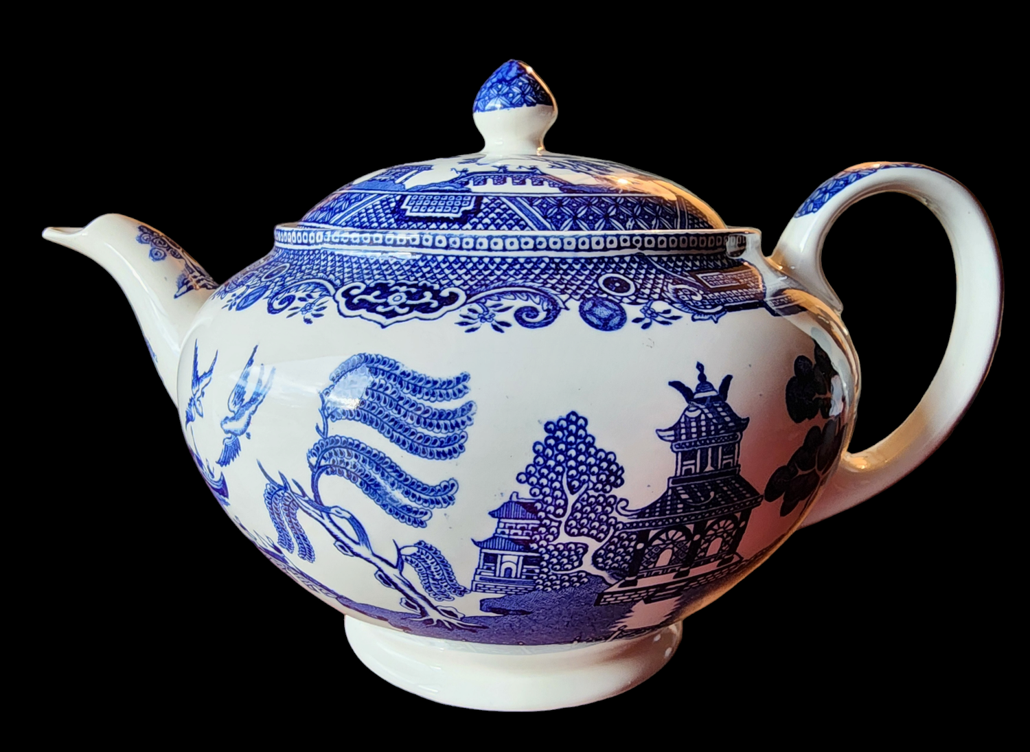 Blue Willow Teapot