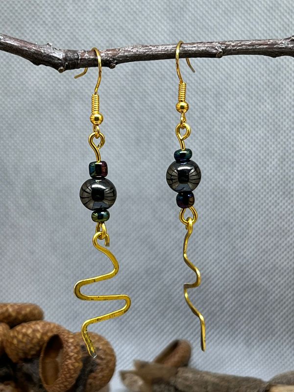 Hematite and Hammered Wire