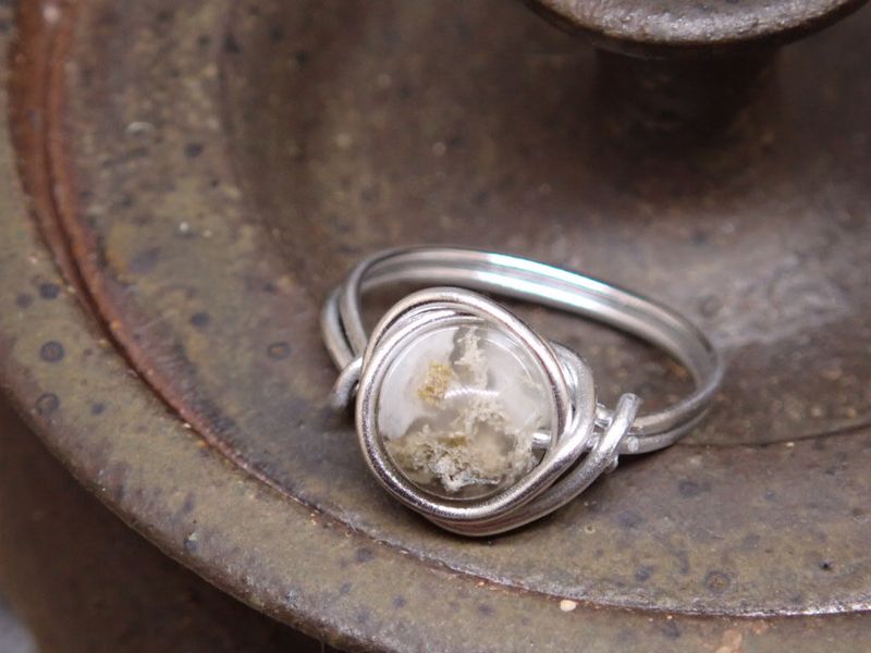 Grey Jasper in Silver Wire Nest Ring - SIZE 7