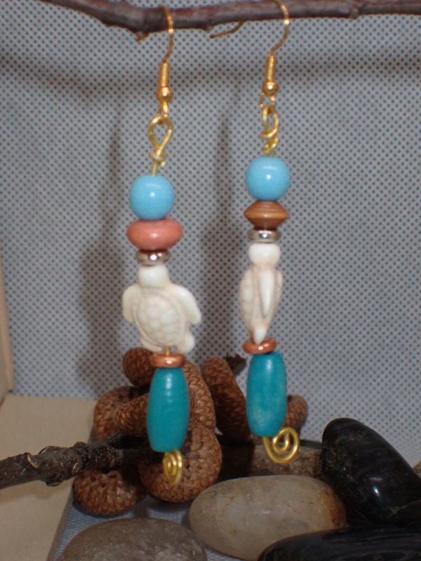 Turquoise and Wood Beads with Turtle