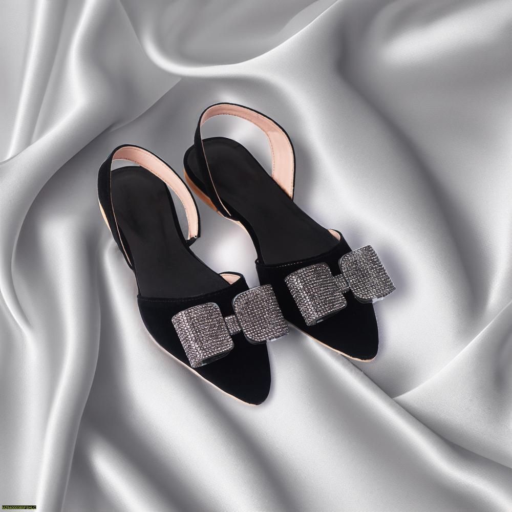 Women fancy pumps