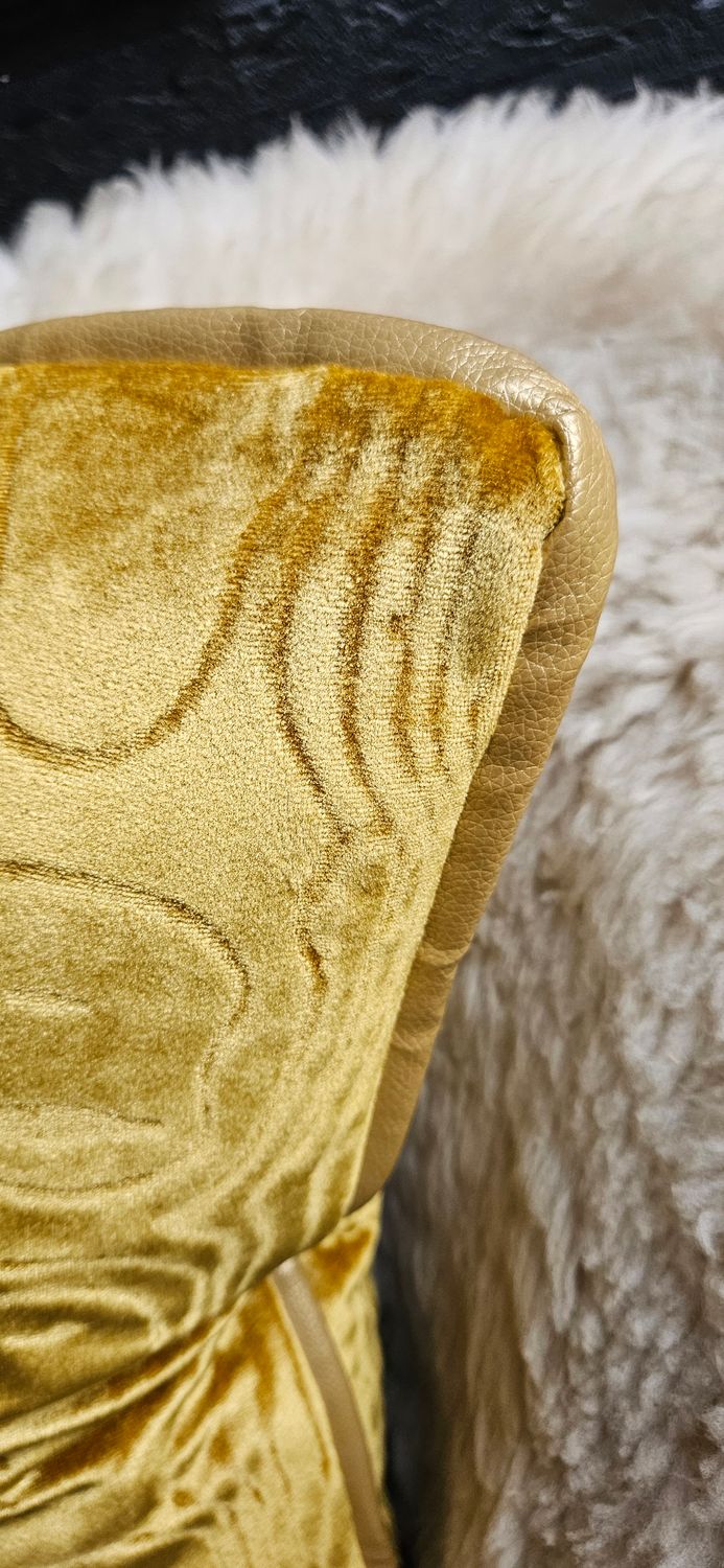Pillow The Ambers velvet amber-gold piping 35x50