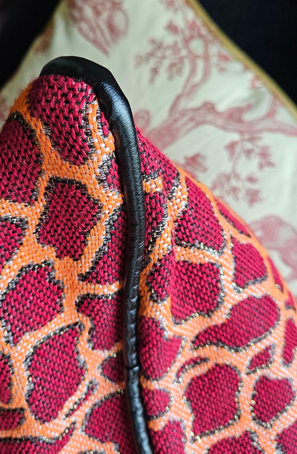 Pillow The Burgundy Chanel-panther 35x50
