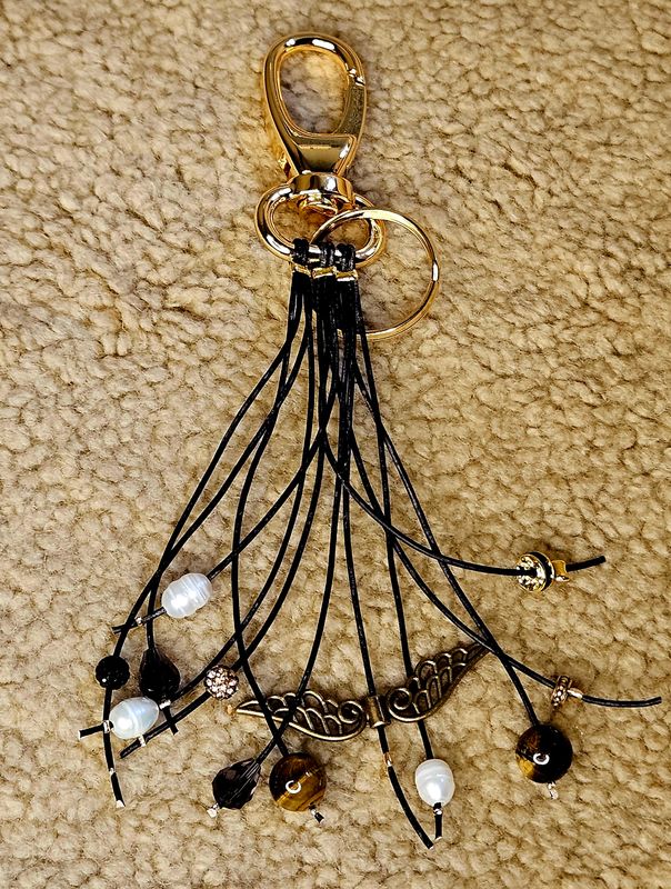 Bag charm black No1