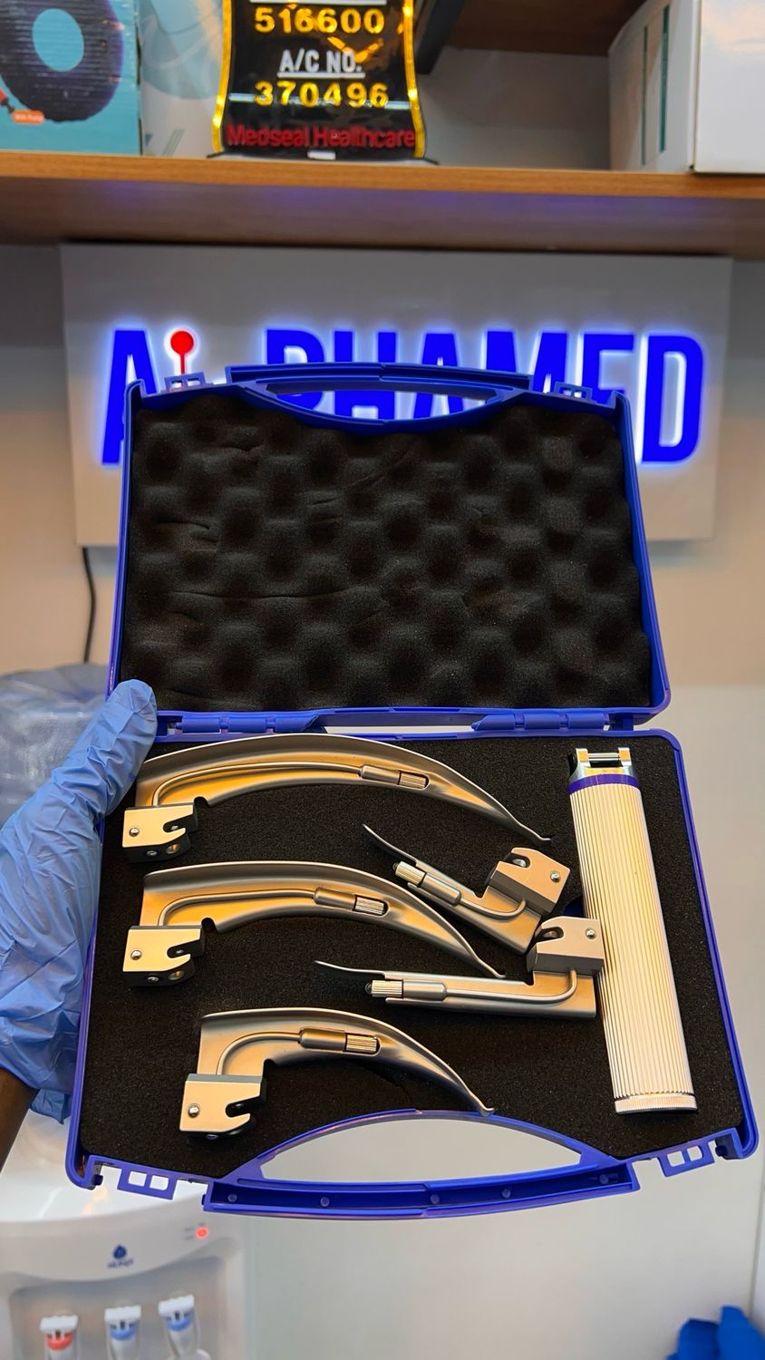 5 Blade Laryngoscope