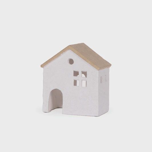 SMALL RUSTIC HOUSE