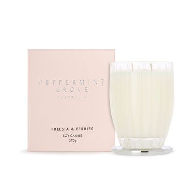 PGA Candle 370g - Freesia &amp; Berries