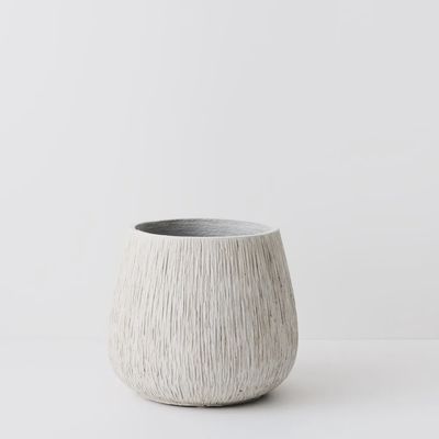 Pot Elias Ivory 36cmh x 42cmd