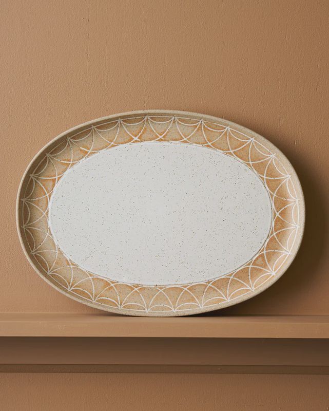 OVAL PLATTER w/ETCHING NATURAL ENTERTAINER