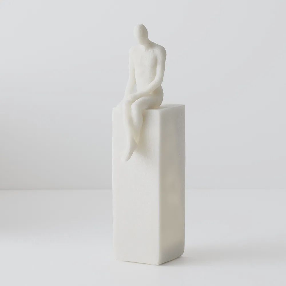 Giovanni Sitting Sculpture White