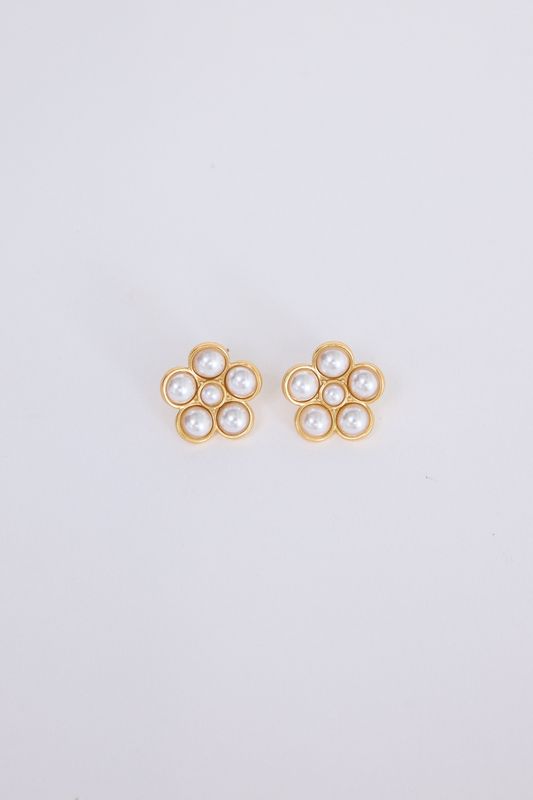 Fleur Earrings - Pearl