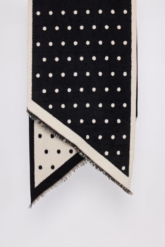 Gallery Scarf - Black