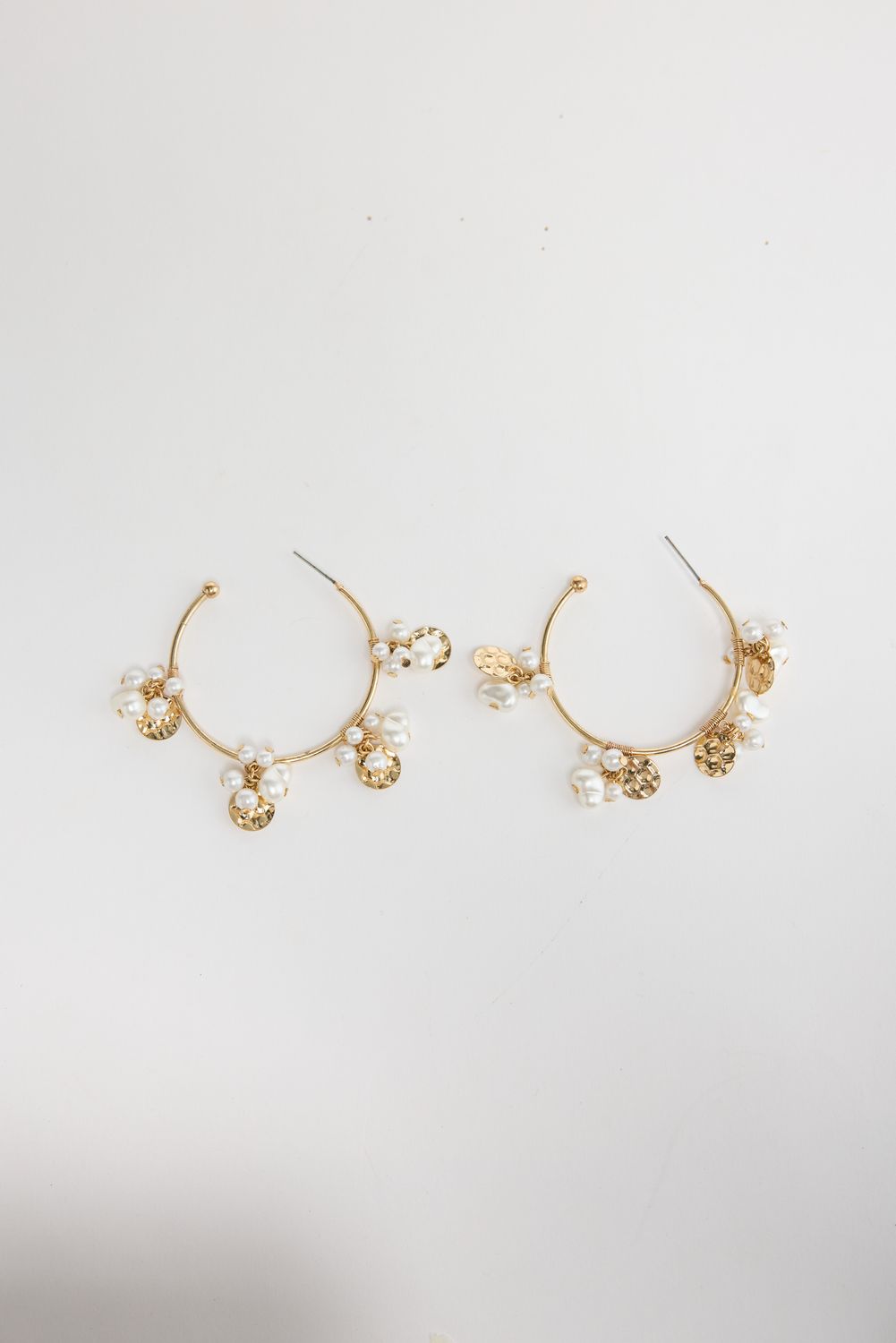 Cleo Earrings - Pearl
