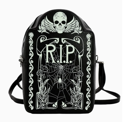 BAGS, WALLETS AND CARRY ALLS
