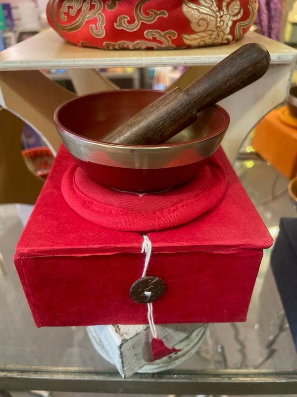 SINGING BOWLS ROOT RED