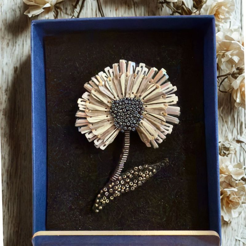 RUFFLE FLOWER BROOCH PIN