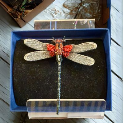 RUBYSPOT DAMSELFLY BROOCH PIN