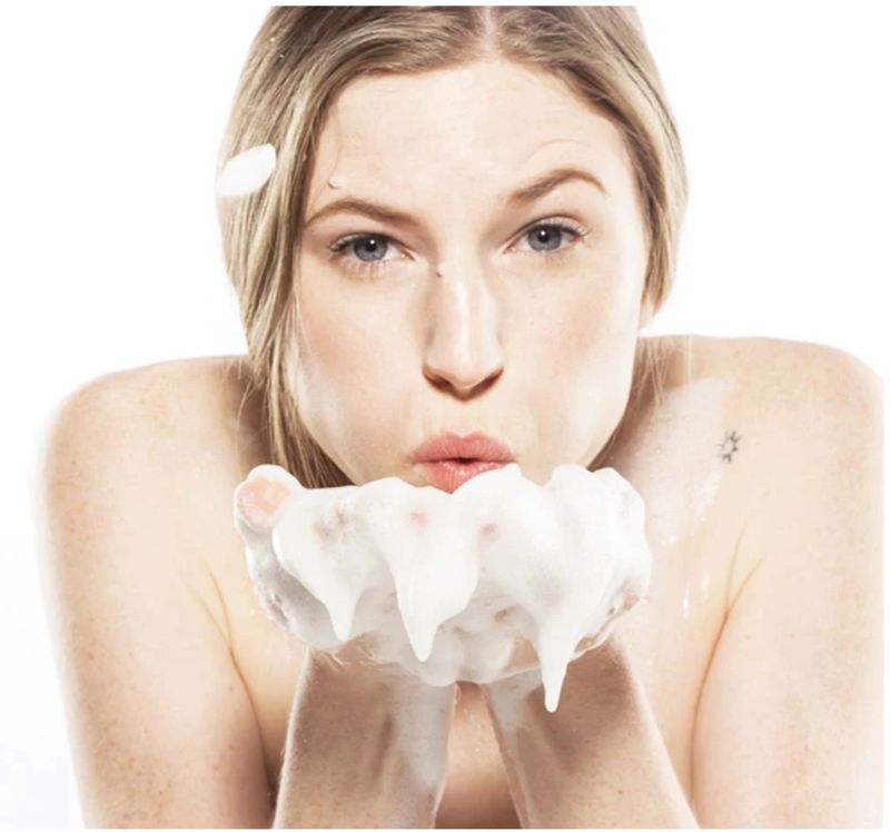FLUFFY BUNNY BODY WASH
