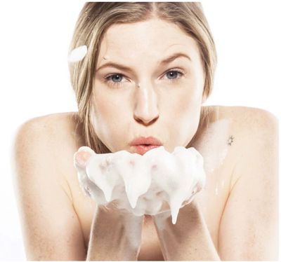 FLUFFY BUNNY BODY WASH