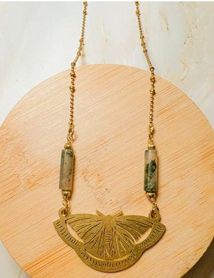 FORESTA MOSS AGATE MOTH NECKLACE