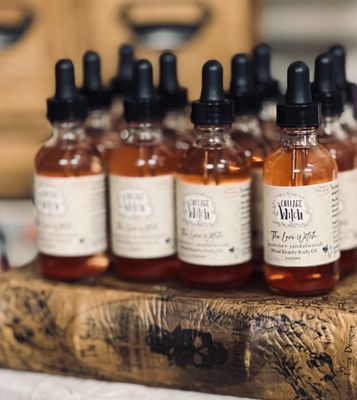 THE LOVE WITCH BODY POTION