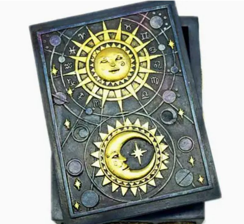SUN AND MOON TAROT BOX