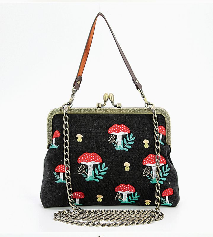MUSHROOMS KISSLOCK BAG
