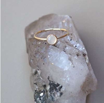 DELICATA RING- MOONSTONE