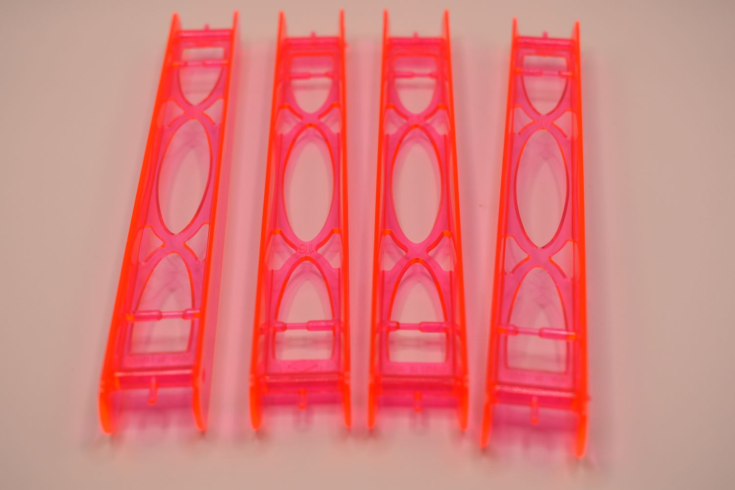 ARCA TUIGEN BRUSSELS HOOG PLANKJES 16CM ROZE ARCA
