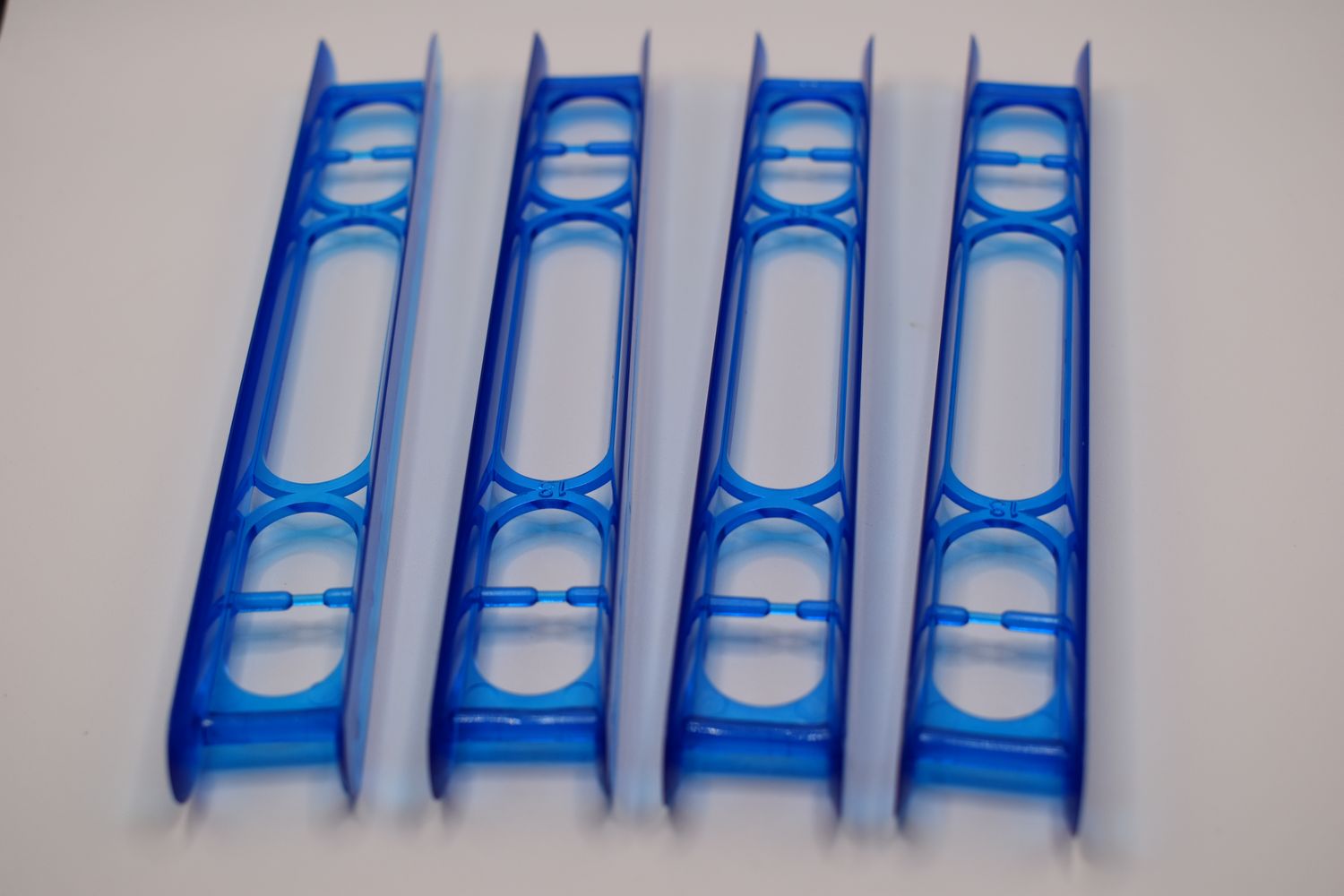 ARCA TUIGEN BRUSSELS HOOG PLANKJES 18CM BLAUW ARCA
