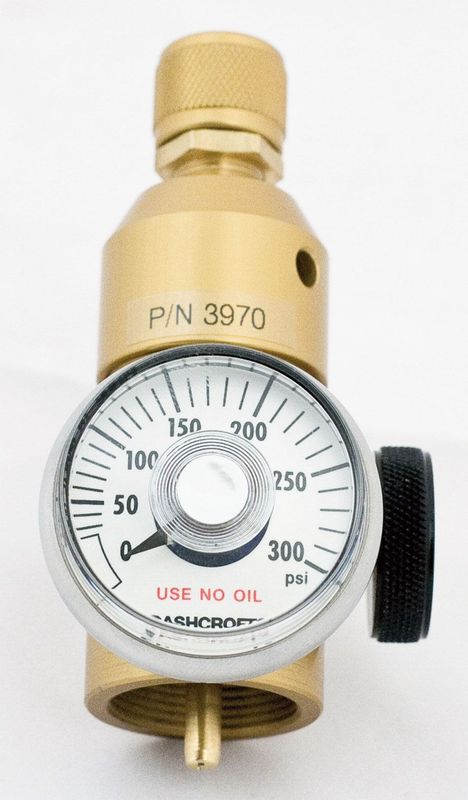 Gas Controls for Disposable Cylinders Series 3970 - Regulator for Non-Corrosive Gases