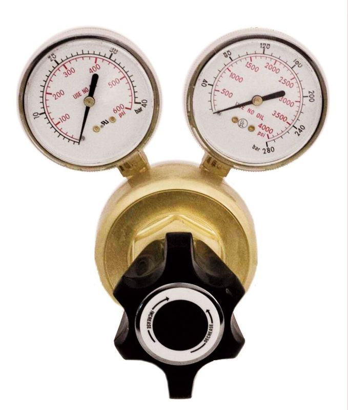 High Flow - High Purity Regulator Series 3831H