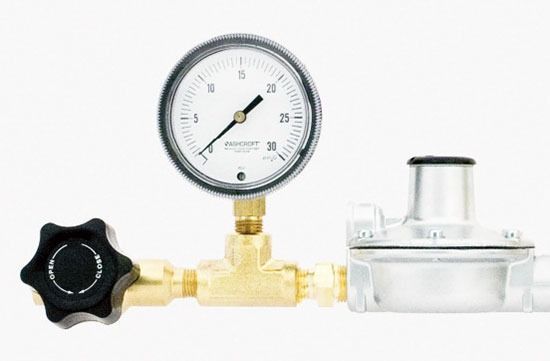 High Purity Low Delivery Pressure Regulators Series 3700HP