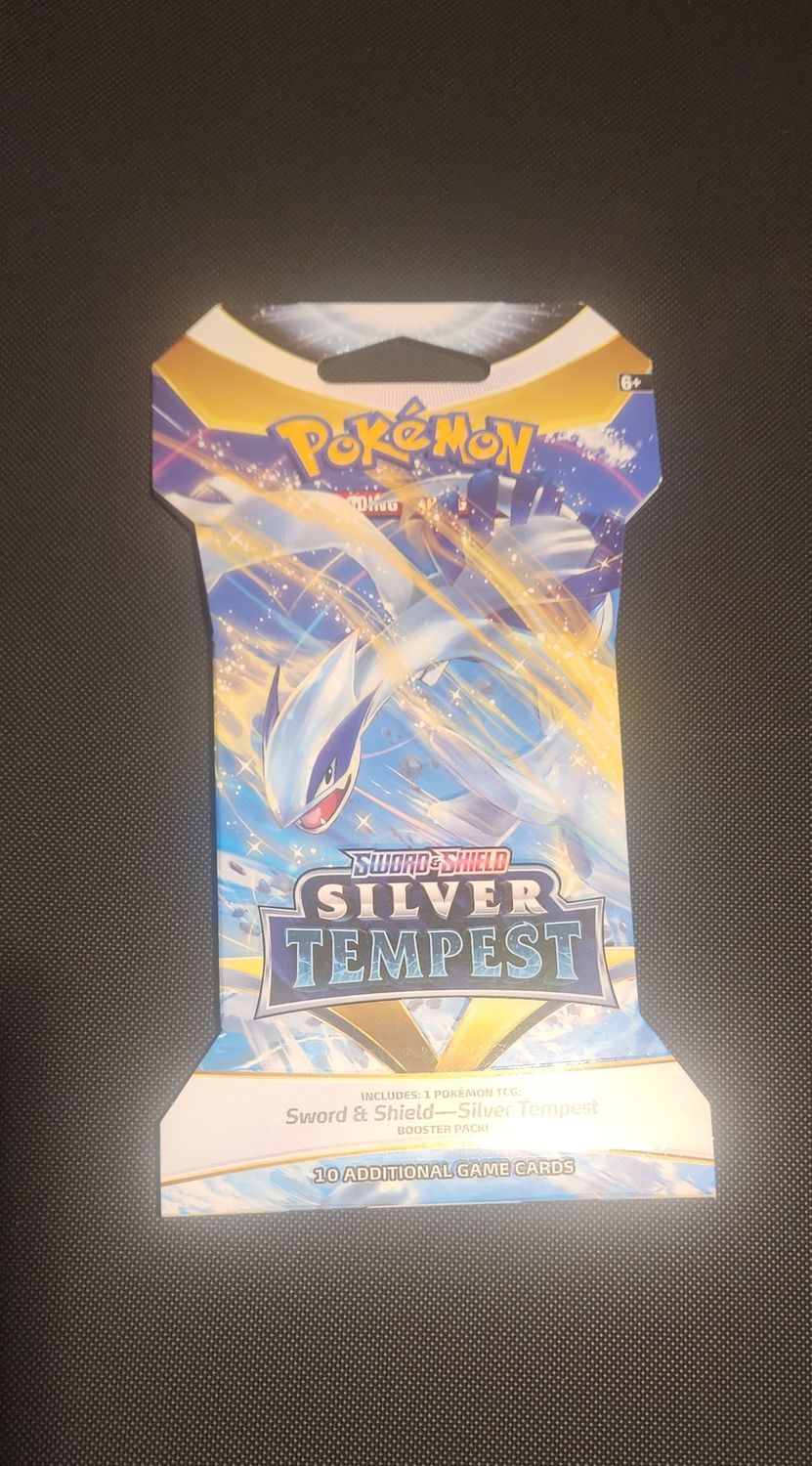 Silver Tempest Sleeved Booster Pack