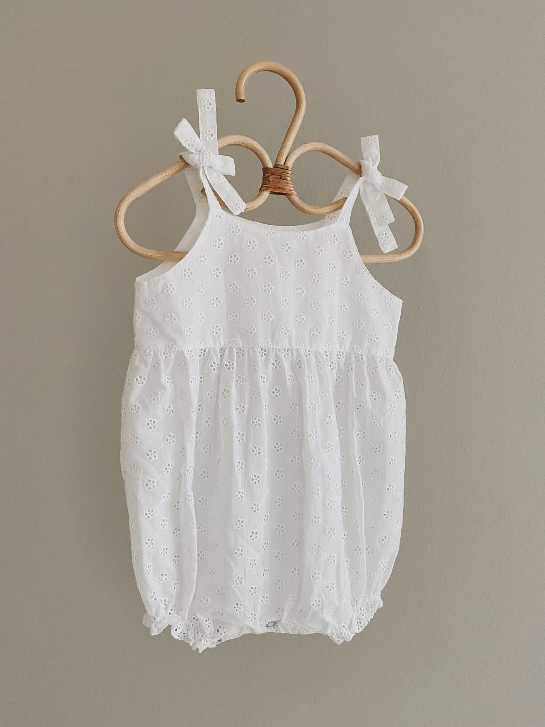 Nina Strampler - Broderie Anglaise, Size: 03M