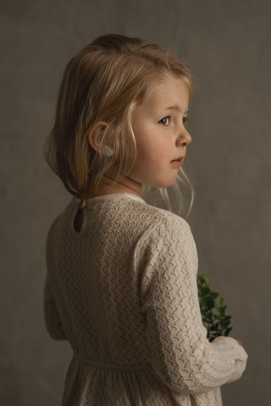 Ella Kleid