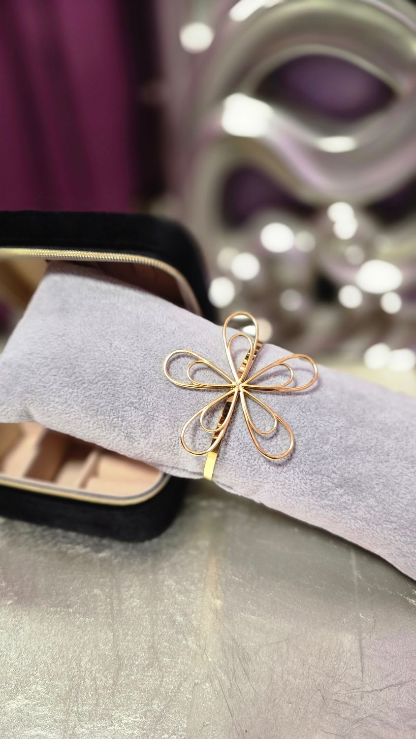 Pulsera LOY  dorada