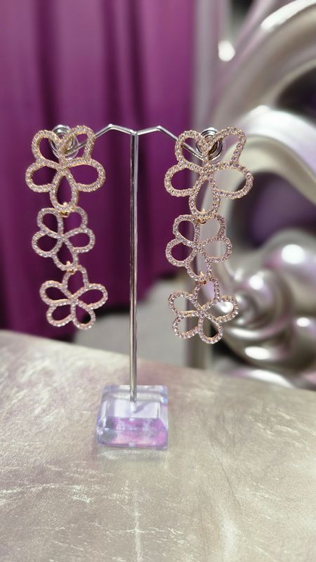 Pendientes TRIFLOR dorados