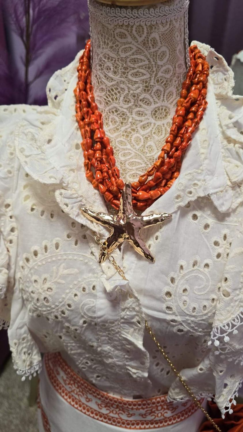 Collar ESTRELLA naranja caracoles