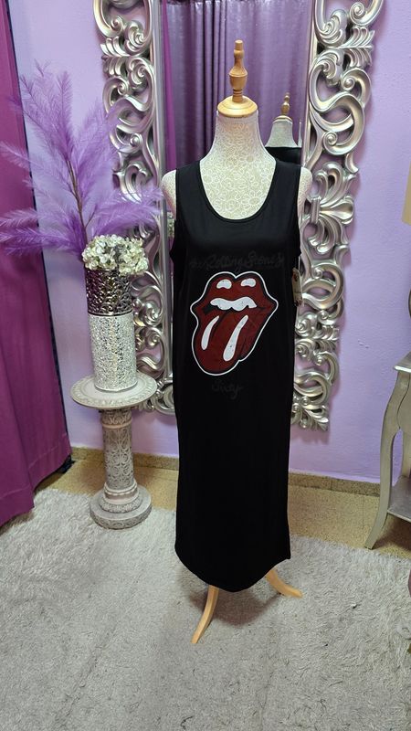 Vestido  NEGRO labio tirante largo