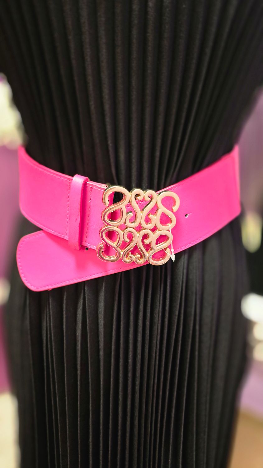 Cinturón material Fucsia elastic/ agujeros