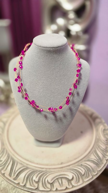 Collar  HILO boltas fucsia