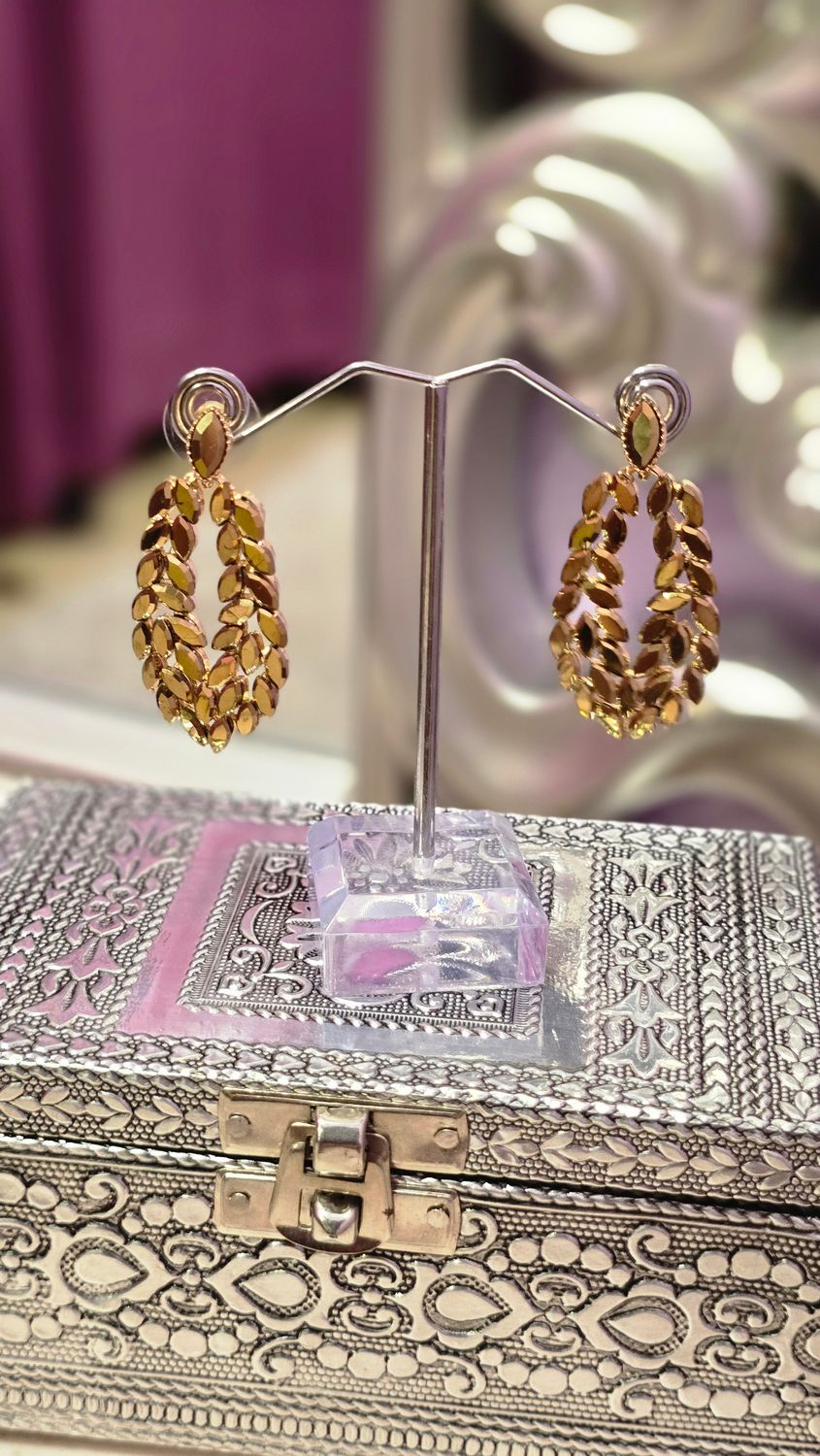 Pendientes DAMA dorado