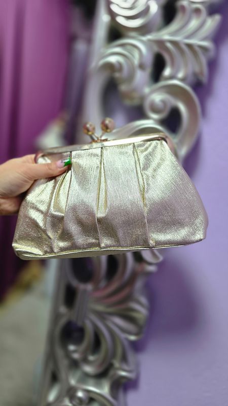 Bolso monedero dorado